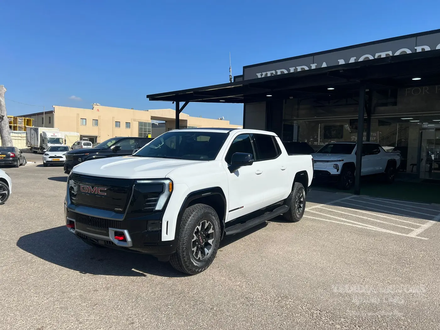 GMC SIERRA EV AT4 PREMIUM ER 2026 — תמונה 6