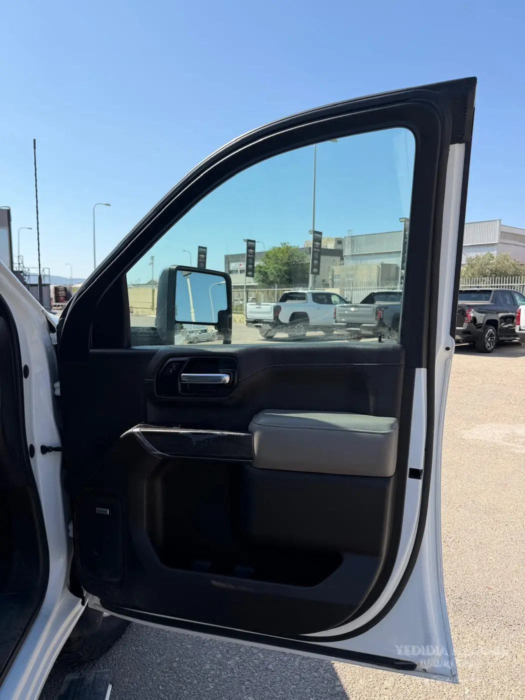 CHEVROLET SILVERADO LTZ + 2021 — תמונה 16