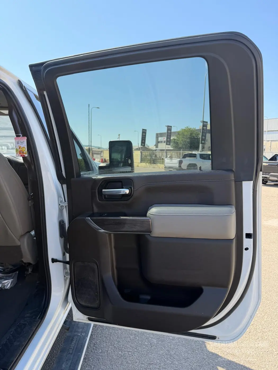 CHEVROLET SILVERADO LTZ + 2021 — תמונה 8