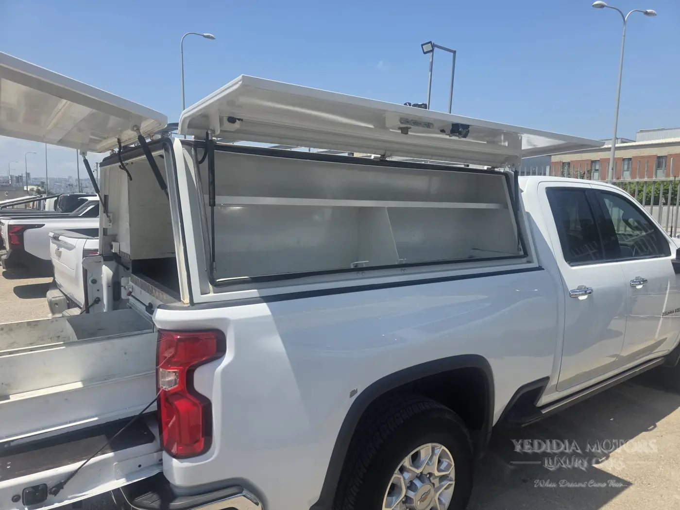 CHEVROLET SILVERADO LTZ + 2022 — תמונה 1