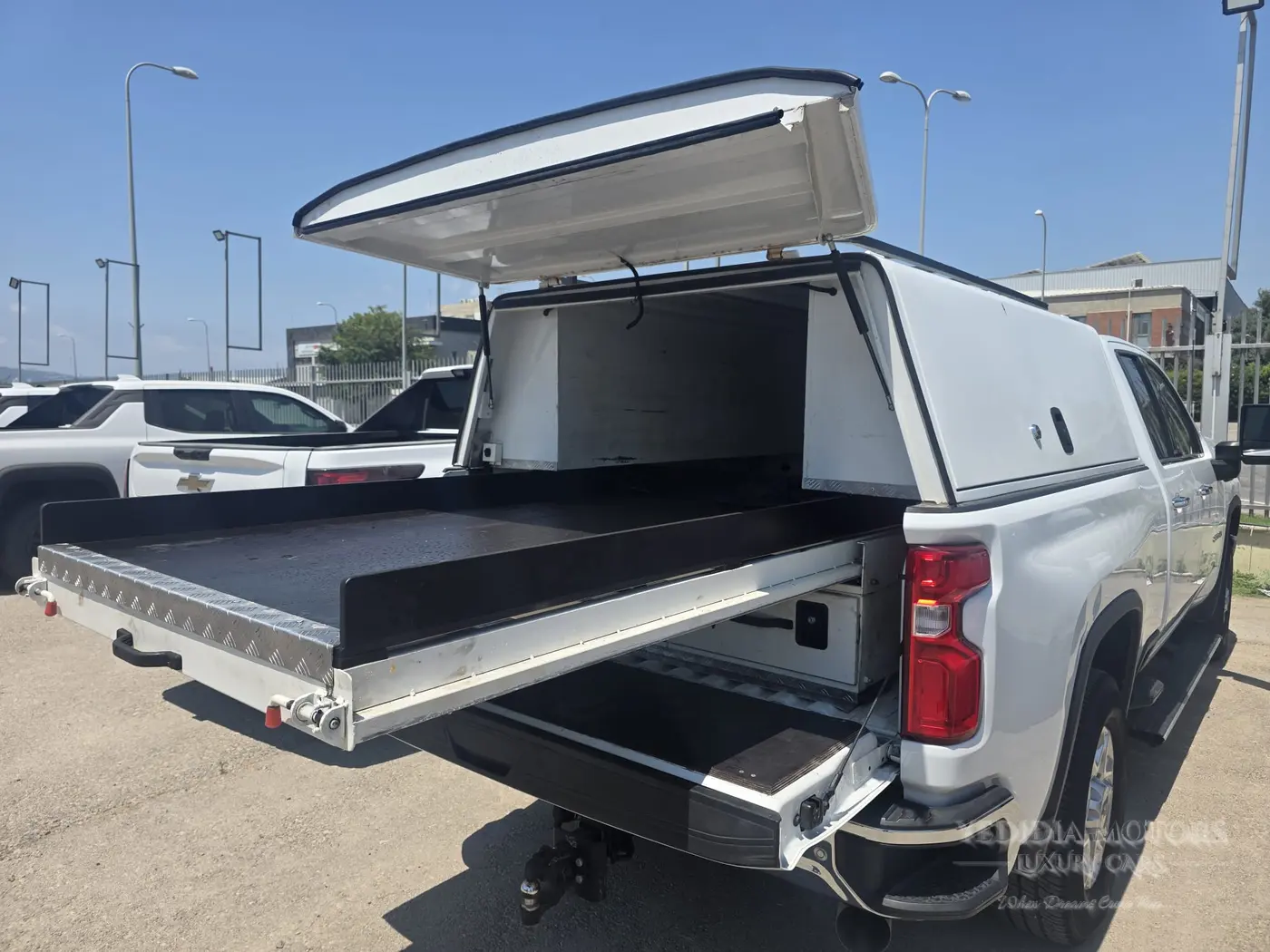 CHEVROLET SILVERADO LTZ + 2022 — תמונה 2