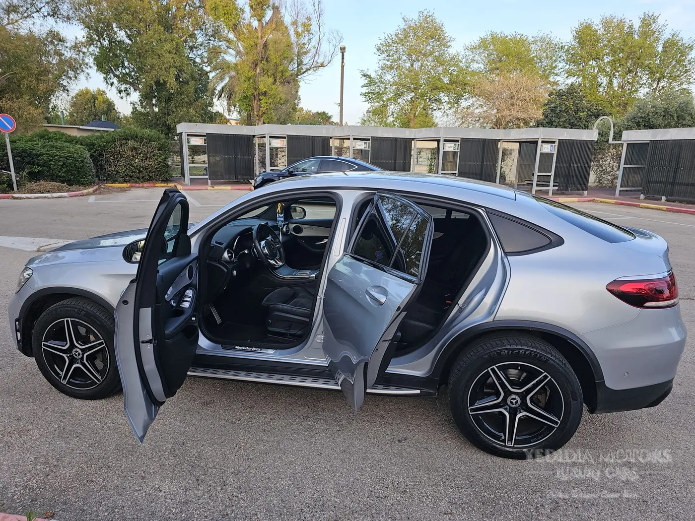 MERCEDES GLC 300E 2021 — תמונה 1
