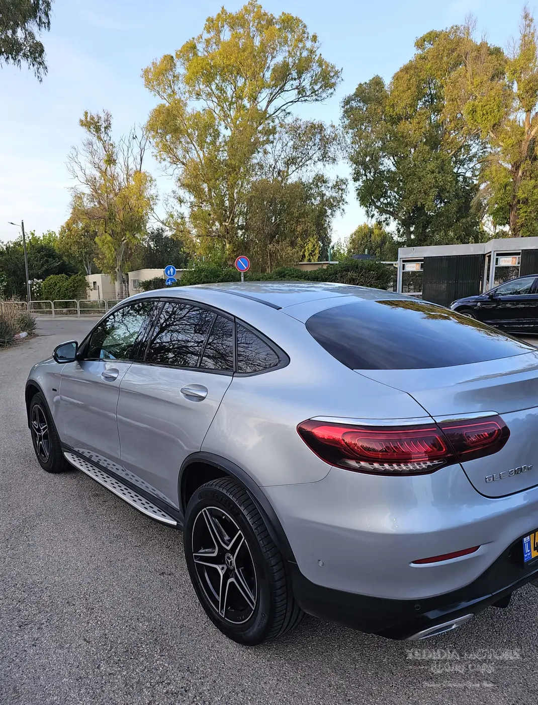 MERCEDES GLC 300E 2021 — תמונה 13