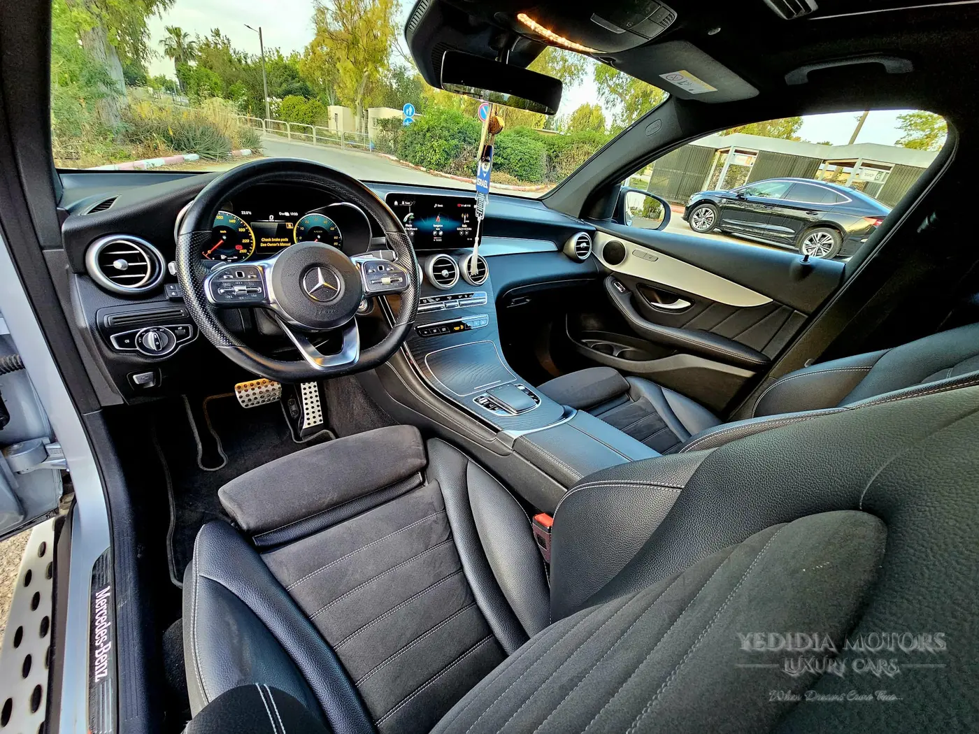 MERCEDES GLC 300E 2021 — תמונה 9